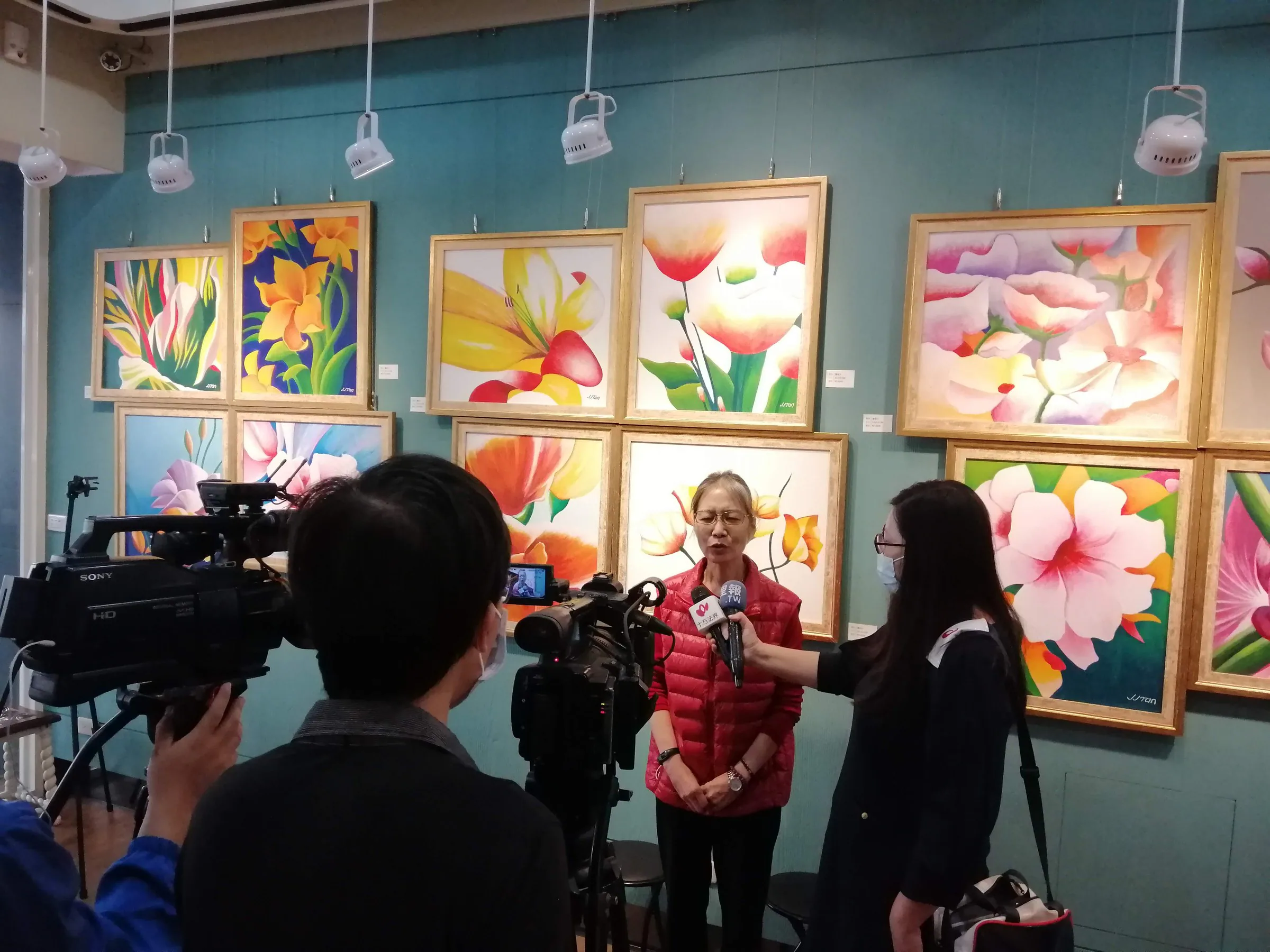 World of Flowers — YangMing Road Art Gallery — 5